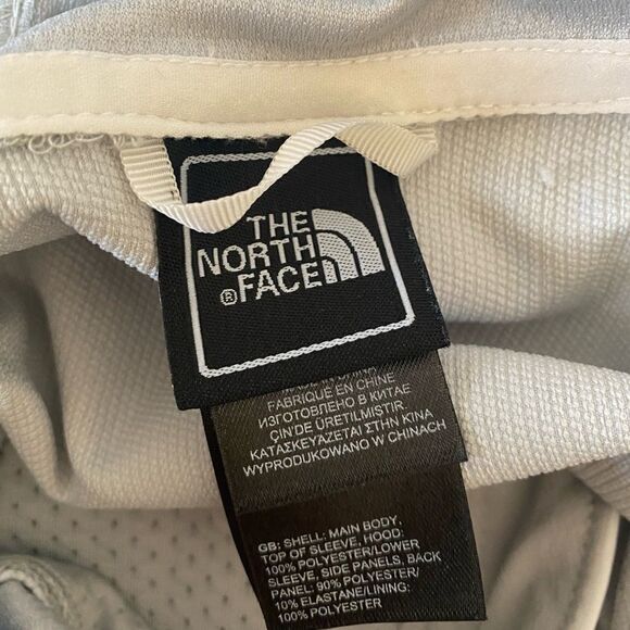 The North Face Women Jacket - Picture 4 of 10